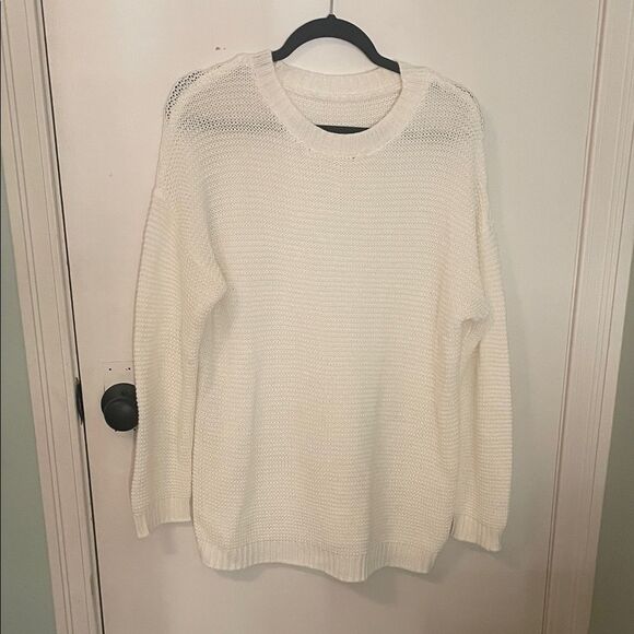 Elegant Cream Knit Sweater - Picture 1 of 2